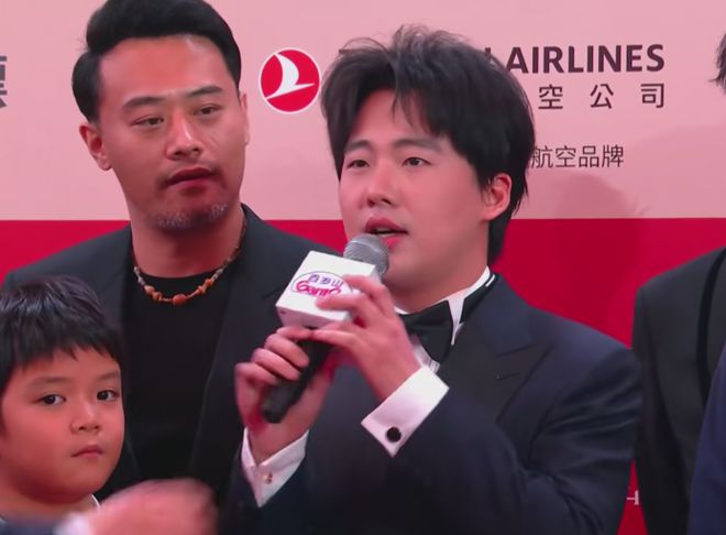 杨幂王俊凯综艺节目_杨幂王俊凯cp文_