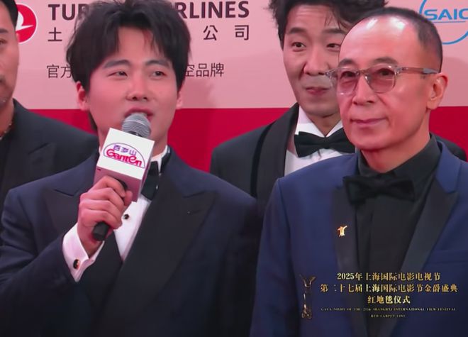 杨幂王俊凯综艺节目__杨幂王俊凯cp文