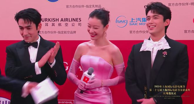 杨幂王俊凯cp文__杨幂王俊凯综艺节目