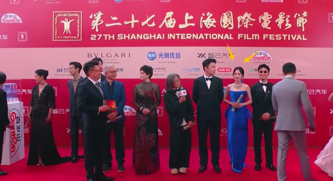 杨幂王俊凯cp文_杨幂王俊凯综艺节目_