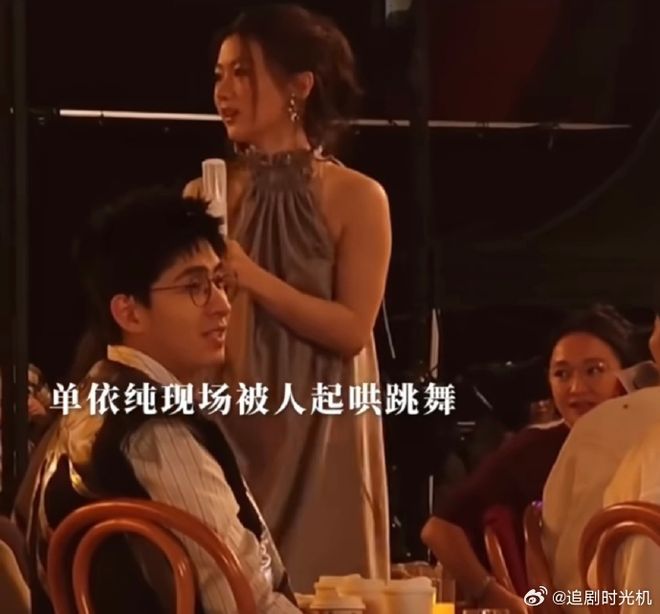 _她们上桌了，但还不够_她们上桌了，但还不够