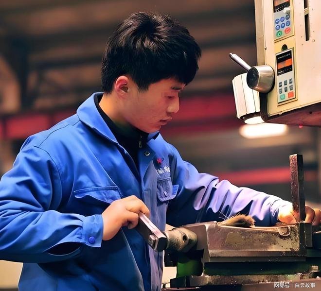 郭靖为什么教不好徒弟_热血江湖师傅踢徒弟_