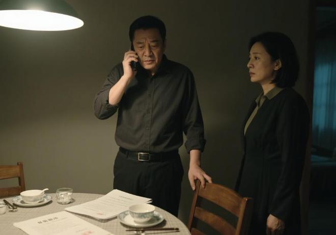 _妈妈收拾东西_妈妈收拾屋子