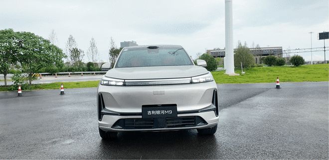 25万级大六座SUV  吉利银河M9 8月23日开启预售