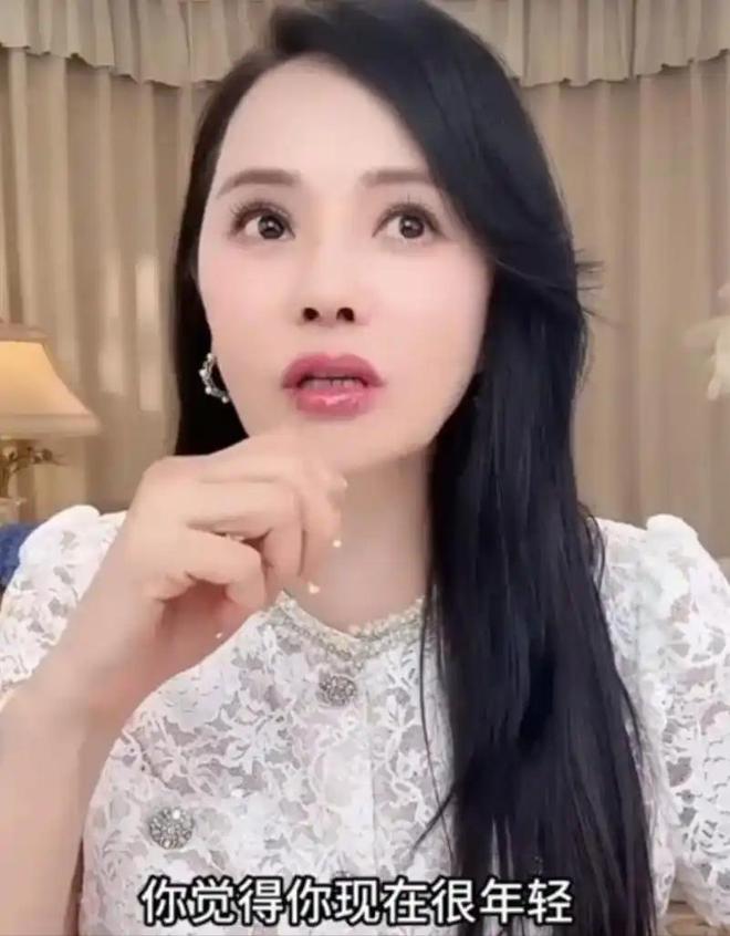 撕下伪装_撕去伪装的外衣_