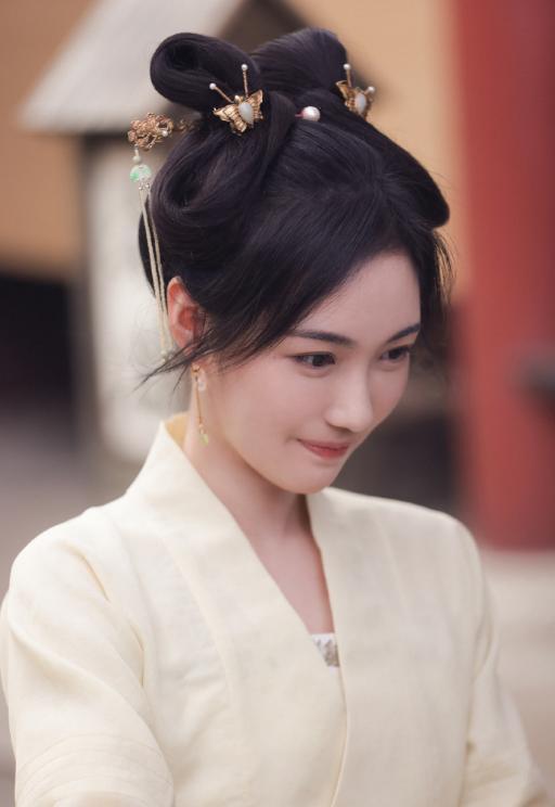 于正说的女明星是谁_于正对待自家艺人_