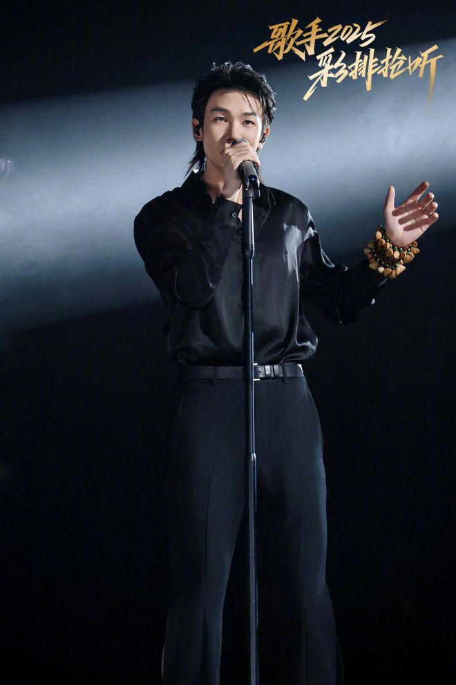 2025世界各国gdp预测__我是歌手歌手竟演