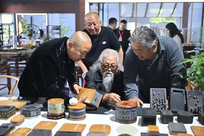 _彭诗宽老师_松花石茶海图片