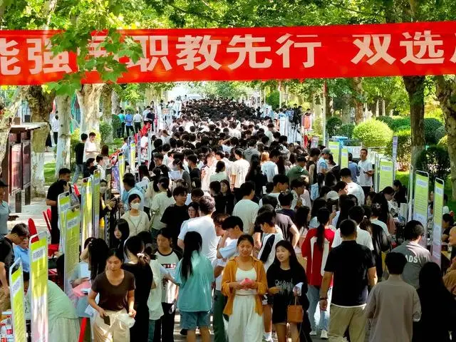 俄罗斯留学本硕连读国内认可吗_本科俄罗斯留学条件解读_