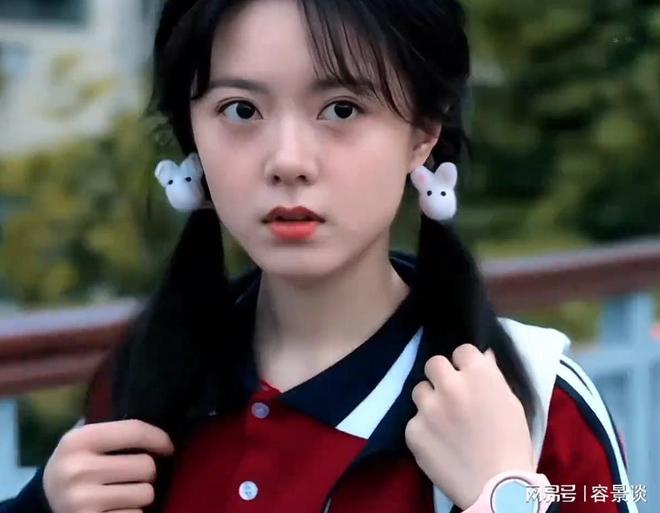 _赵今麦长大以后的图片_赵今麦的爸爸妈妈图片