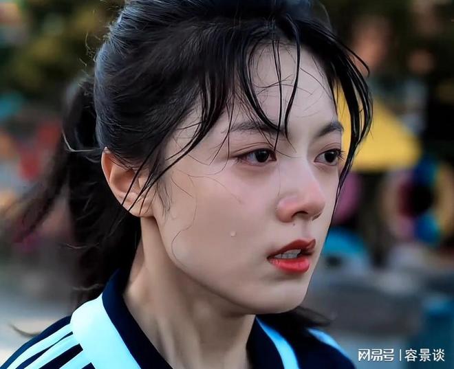 _赵今麦的爸爸妈妈图片_赵今麦长大以后的图片