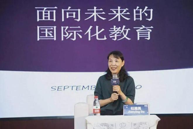 娃哈哈老员工曝内幕：“影子夫人”和宗庆后2005年在美国领证，杜建英不满宗馥莉“折腾”娃哈哈