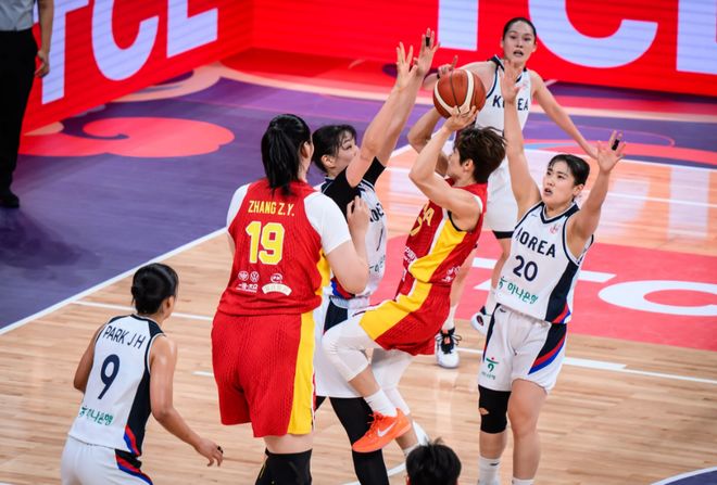 女篮卫冕最大短板暴露：三分21中4外线狂输18分 若碰日澳该咋办_女篮卫冕最大短板暴露：三分21中4外线狂输18分 若碰日澳该咋办_