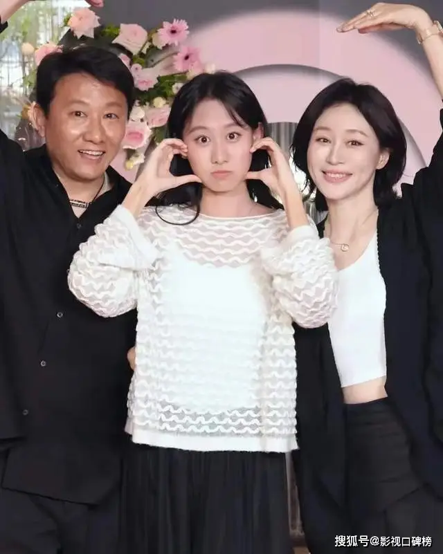 女儿谦虚的自称是什么意思__别人夸你漂亮怎么谦虚回答