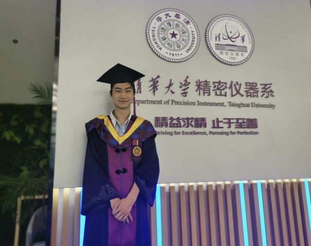 感动中国2014年度人物_感动中国2011年度人物_