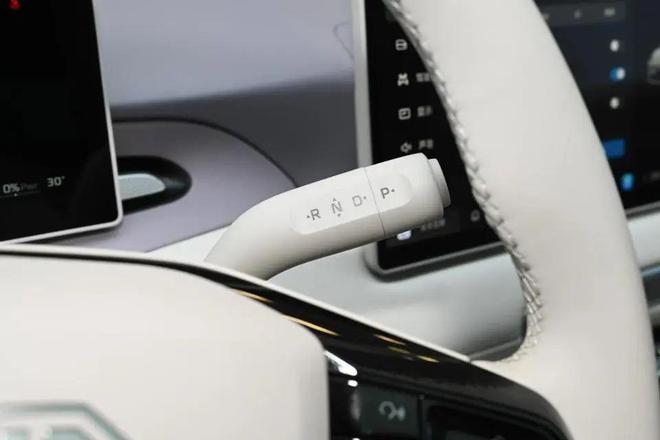 _一炮而红！预售价7.38万，订单已突破20000台，实力剑指比亚迪海豚_一炮而红！预售价7.38万，订单已突破20000台，实力剑指比亚迪海豚