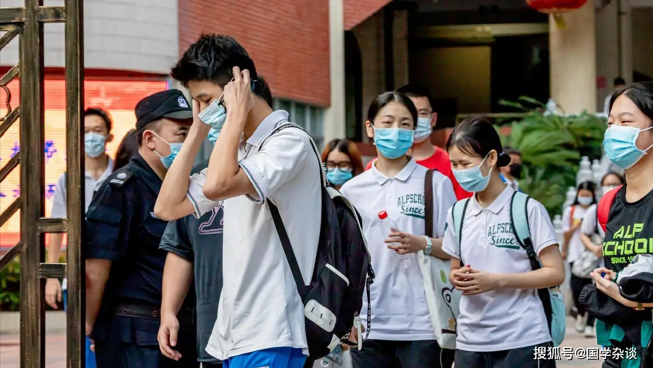 _家长送给即将高考的孩子简语_给高考的学生家长说点啥