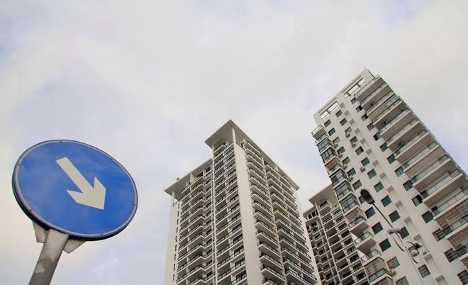 如果房产坚持不降价，而买房者坚决不购买，最后结果如何？