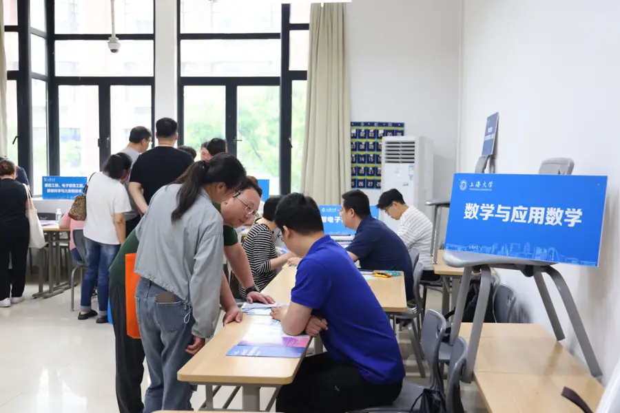 高考志愿填报招生_高考招生名册_