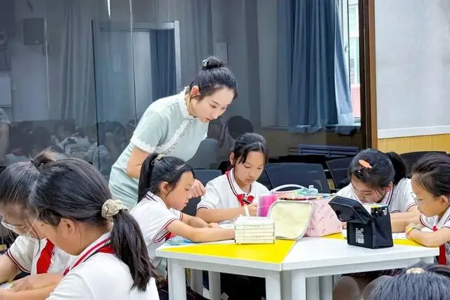 小学德育活动报道__小学暑假德育实践活动美篇