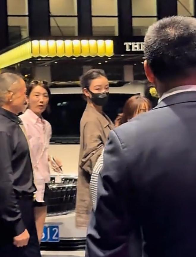 _倪妮庆生素颜出镜_倪妮这样才叫素颜照