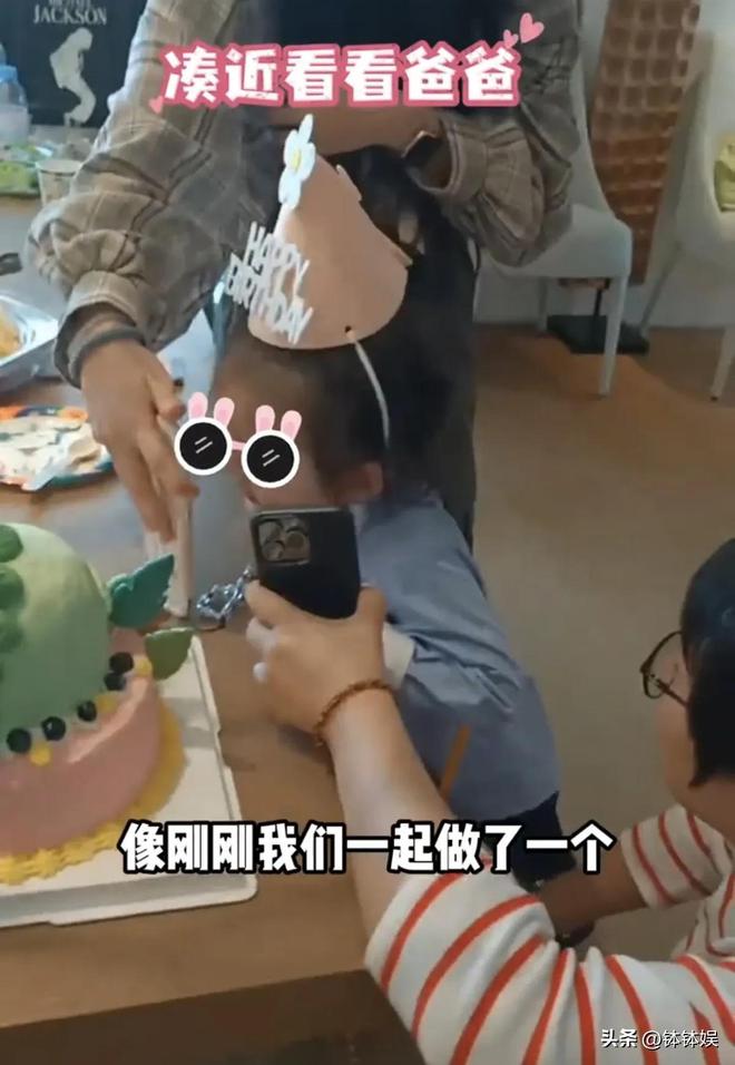 向佐儿子过3岁生日，郭碧婷素颜出镜好美，肉弟扎长头发长相秀气_向佐儿子过3岁生日，郭碧婷素颜出镜好美，肉弟扎长头发长相秀气_