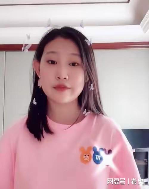 _小娃脸一边大一边小_多久染头发不伤头发