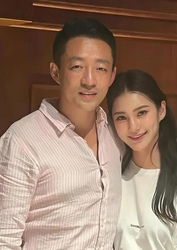 晓梅妈妈聊育儿_晓美妈是谁_