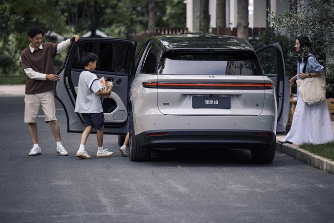 纯电大六座SUV 理想i8预售35-40万月底上市