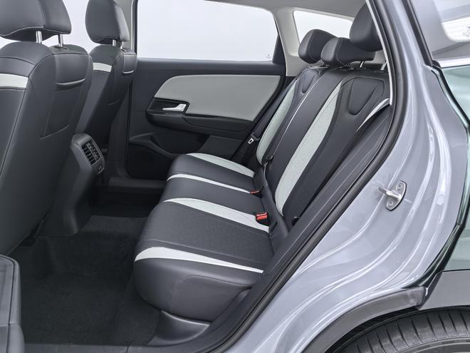 搭载1.4T动力6AT变速箱 全新捷达VS8正式亮相