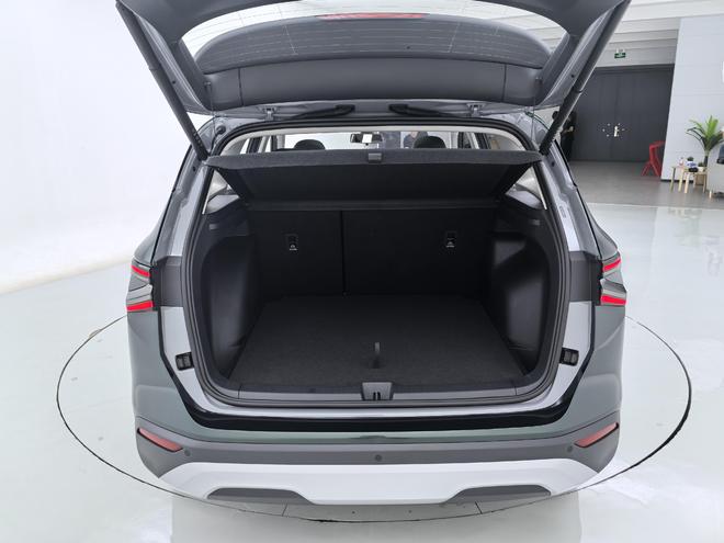搭载1.4T动力6AT变速箱 全新捷达VS8正式亮相