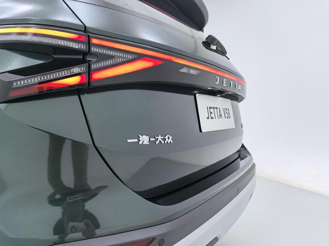 搭载1.4T动力6AT变速箱 全新捷达VS8正式亮相