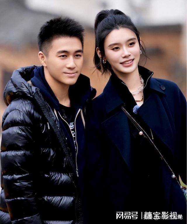 偶遇何猷君穿两年前的增高鞋，奚梦瑶外八严重丈夫婆婆结伴冷落她