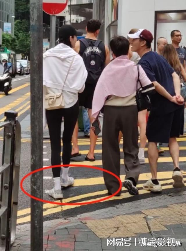 婆婆矮会影响孙子孙女身高吗_婆婆个子矮穿什么好看_
