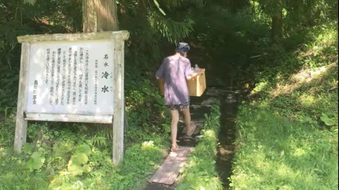_最强一家：房子自己盖，水电气一分不花，孩子三岁了没生过病！_最强一家：房子自己盖，水电气一分不花，孩子三岁了没生过病！