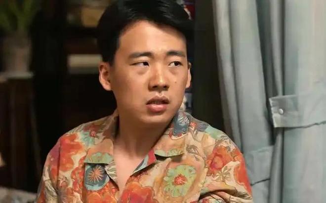 郭德纲得于谦__郭德纲于谦到底是谁