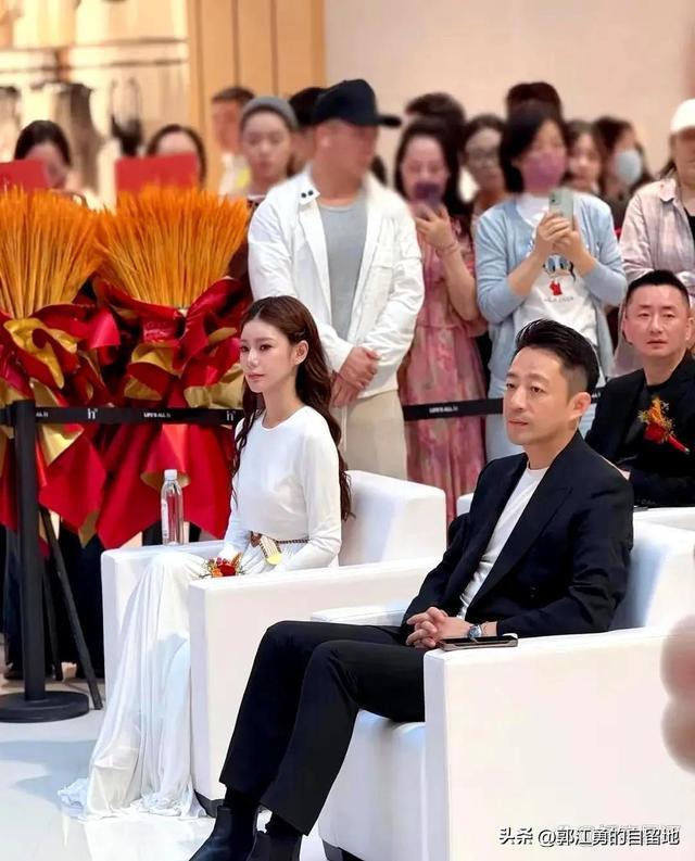 大S这一生终究还是为她人做了嫁衣，后知后觉马筱梅的情商有多高__大S这一生终究还是为她人做了嫁衣，后知后觉马筱梅的情商有多高
