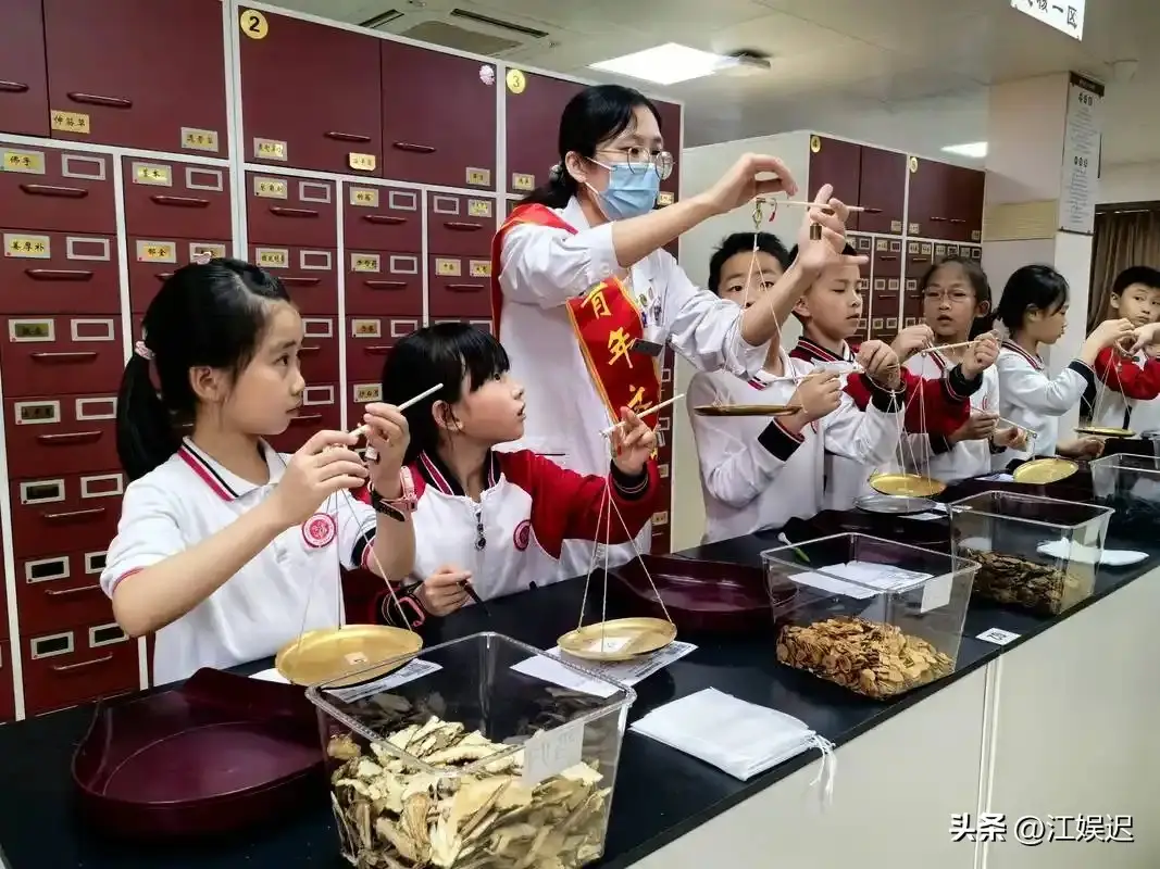 学校国庆防疫要求_大学生国庆放假温馨提示_
