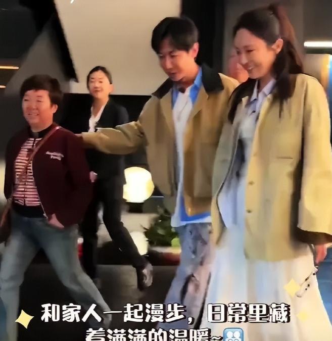 _扒一扒明星黑历史大全_张馨予扒坐台黑历史不雅照