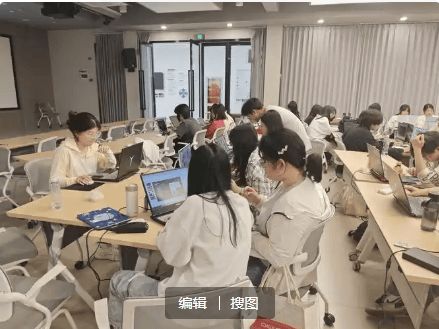 高不成低不就：找工作最惨的，不是大专生，而是普通本科生