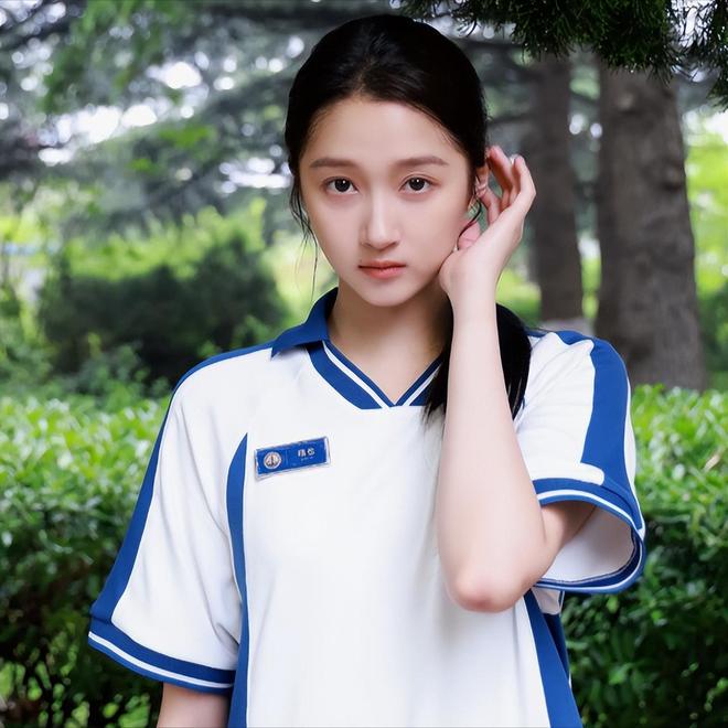 _原来避嫌只是假象？鹿晗关晓彤疑似没分手，细节暴露真实关系_原来避嫌只是假象？鹿晗关晓彤疑似没分手，细节暴露真实关系
