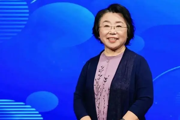 廊坊十中教师简介_廊坊十中优秀教师_
