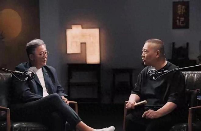 岳云鹏打拼20多年成德云社“牛马”？竟输给郭麒麟！__岳云鹏打拼20多年成德云社“牛马”？竟输给郭麒麟！