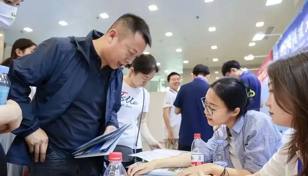 _冷门专业转专业难吗_大学转冷门专业好转吗