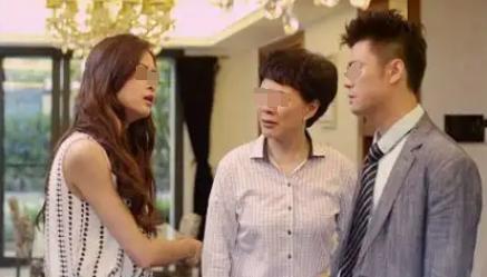 背着婆婆进城演员表__媳妇背婆婆岩