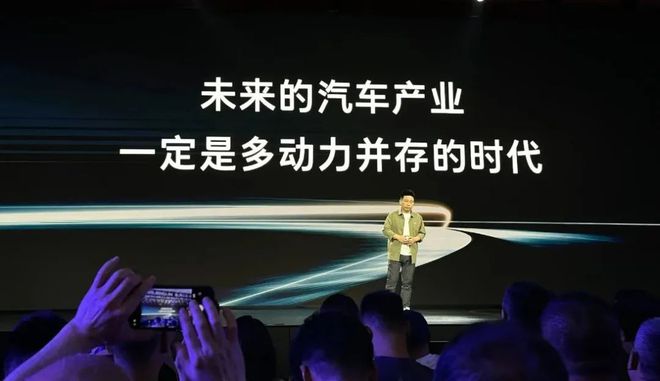 史上最严禁燃令明存实亡：又一家国际汽车巨头放弃全面电动化了__史上最严禁燃令明存实亡：又一家国际汽车巨头放弃全面电动化了