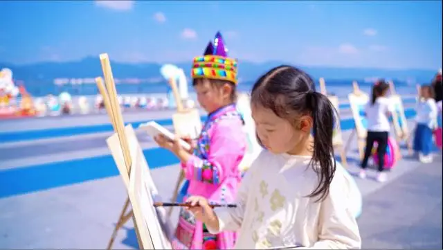 萌娃画笔“晒”家乡 春苑幼儿园深耕美育实践_萌娃画笔“晒”家乡 春苑幼儿园深耕美育实践_