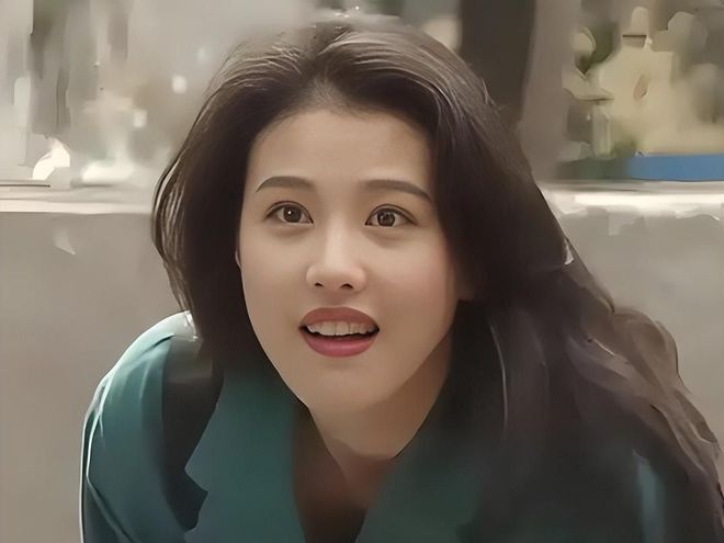 _儿女再亲不如钱亲！周海媚去世不到两年，豪宅被挂急售、狗被送人_儿女再亲不如钱亲！周海媚去世不到两年，豪宅被挂急售、狗被送人