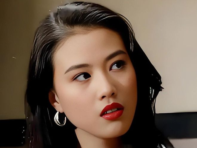 _儿女再亲不如钱亲！周海媚去世不到两年，豪宅被挂急售、狗被送人_儿女再亲不如钱亲！周海媚去世不到两年，豪宅被挂急售、狗被送人