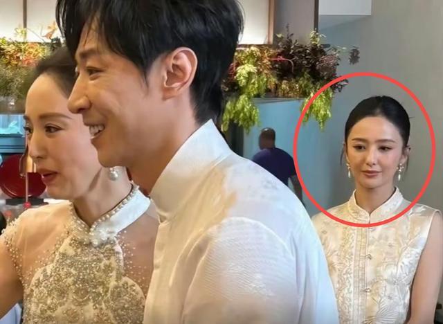 明明是45岁董璇官宣二婚，被推上风口浪尖的却是42岁佟丽娅_明明是45岁董璇官宣二婚，被推上风口浪尖的却是42岁佟丽娅_